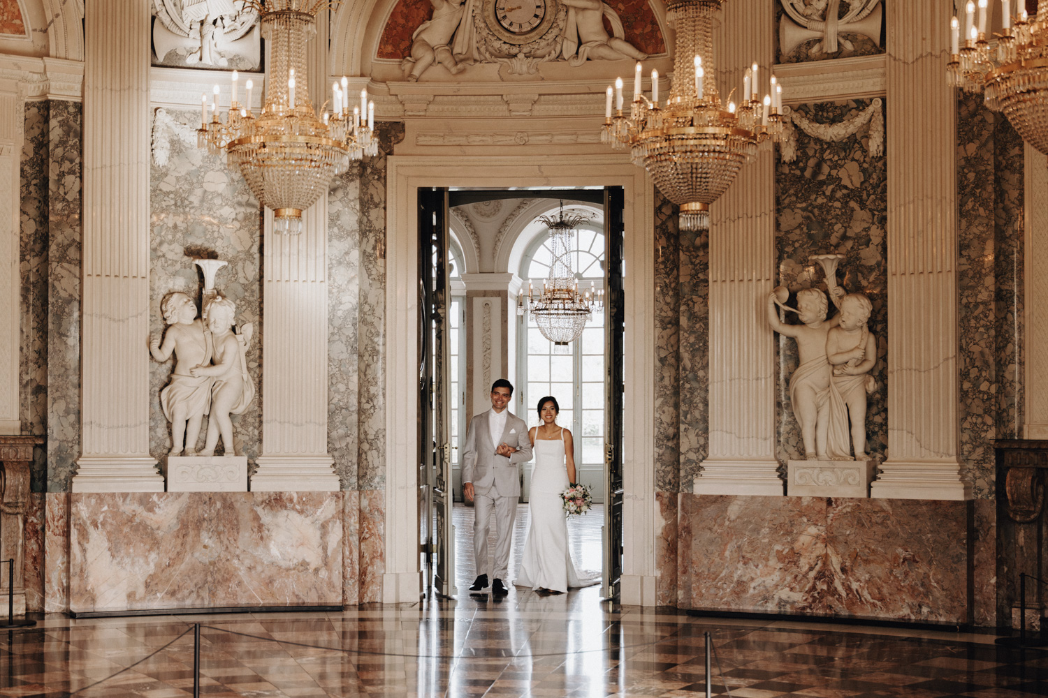 Benrath Schloss Hochzetisfotos Lin Hochzeitsfotograf Düsseldorf